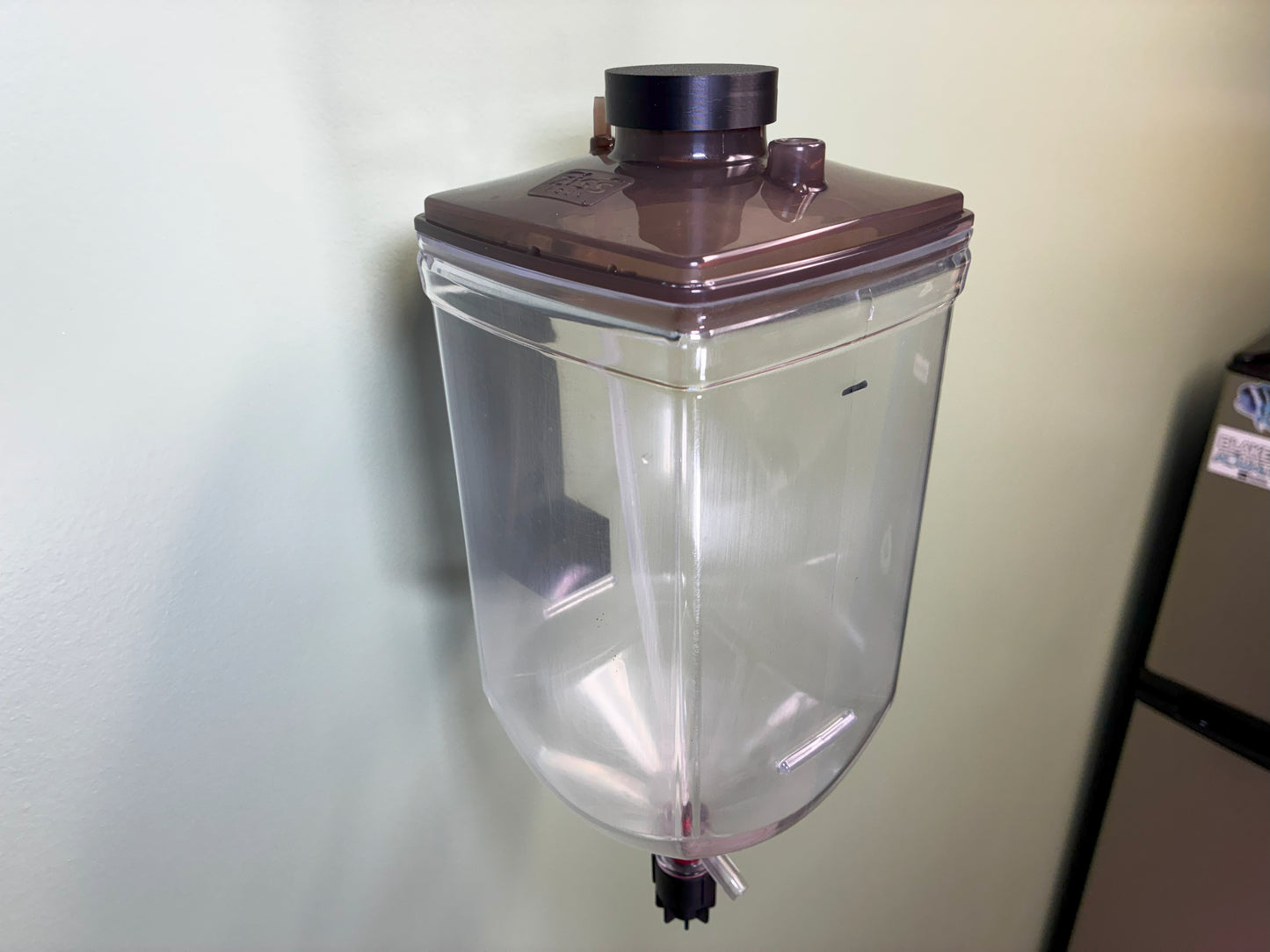 Ziss Brine Shrimp Hatchery Wall Mount Hanger (MOUNT ONLY)