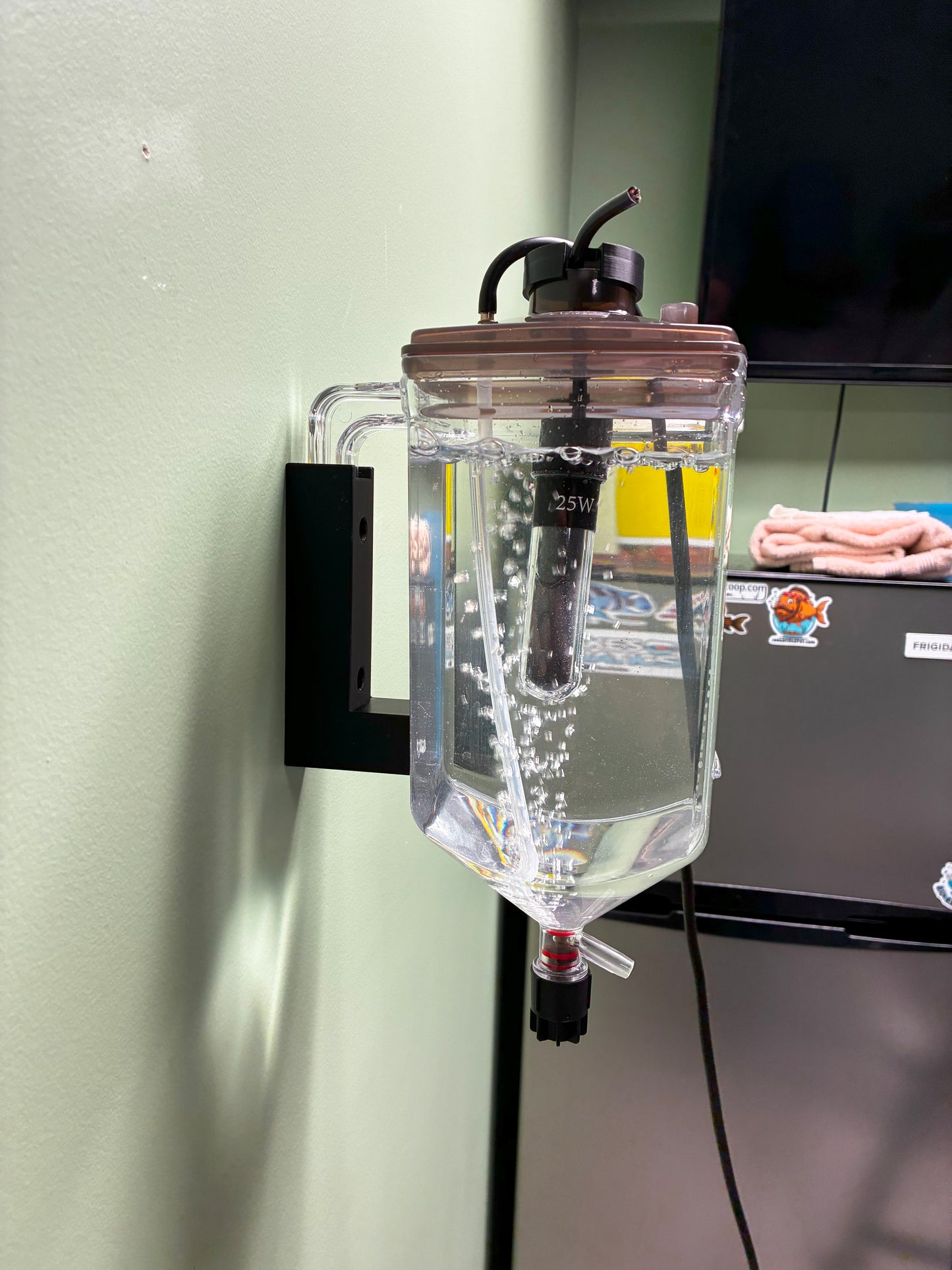 Ziss Brine Shrimp Hatchery Wall Mount Hanger (MOUNT ONLY)